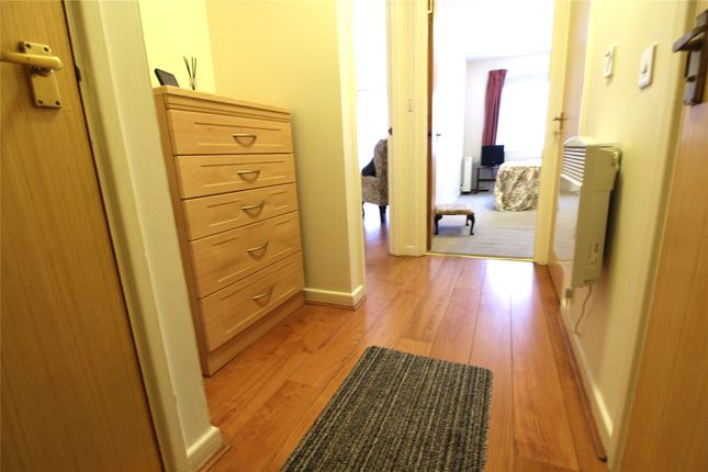 8 Borrowdale Court,, Gordon Hill, Middlesex photo 4