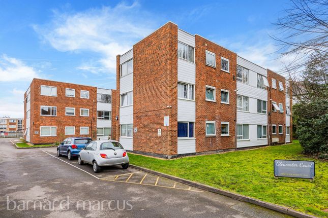 Thumbnail Flat to rent in Overton Road, Sutton