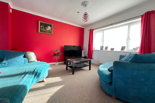 4, Kestrel Road, Pembrokeshire photo 2