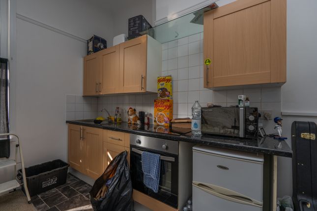 66, Flat 4, Campbell Road, Southsea photo 3