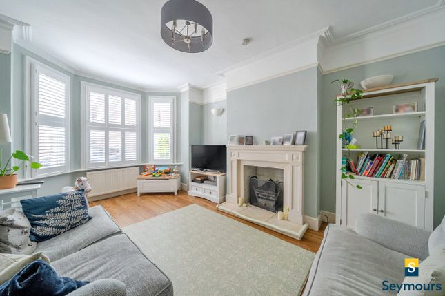 14, Victoria Road, Surrey photo 2