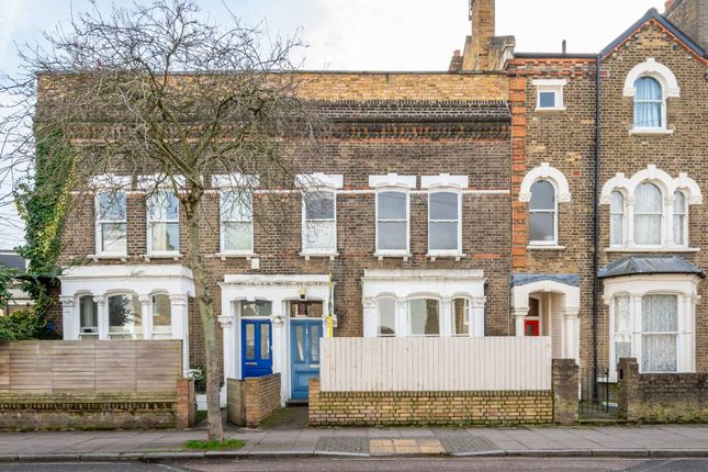 Terraced house for sale in Gillespie Road, Islington, London