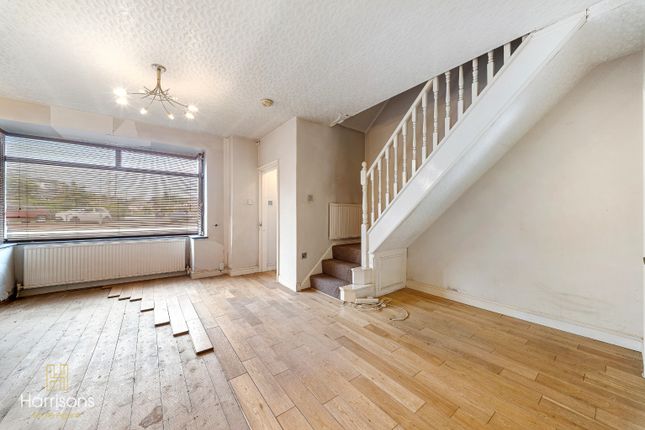 24 Falkland Road, Bolton, Lancashire photo 4