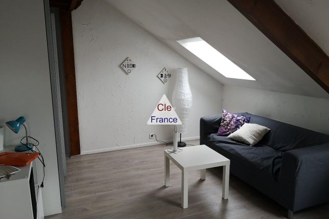 Studio for sale in Reims, Champagne-Ardenne, 51100, France