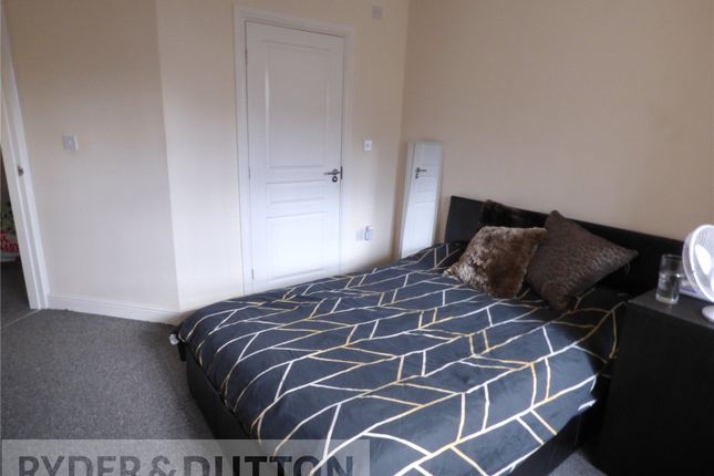 7, Grange Heights, Rossendale photo 4