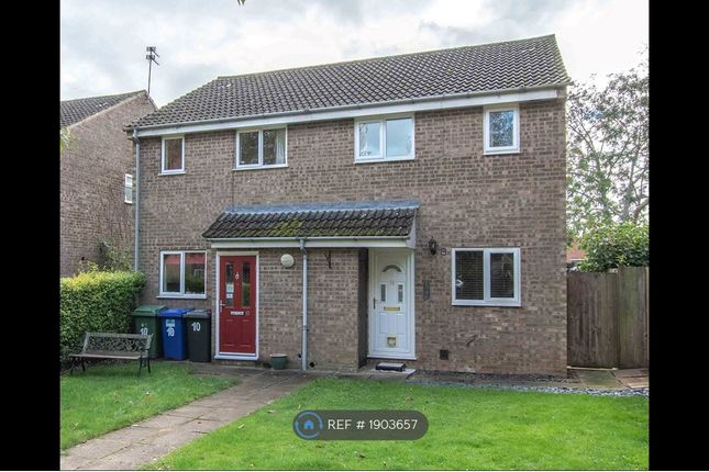 3 bed semi-detached house to rent in Peacocks Close, Middleton Cheney, Banbury