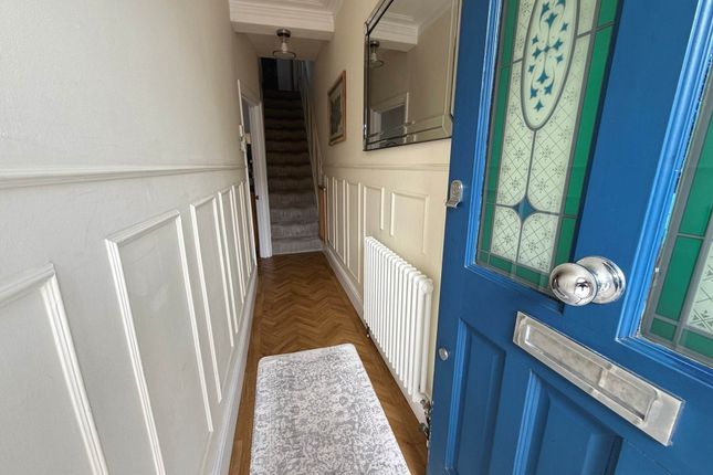 4, Hurst Road, Erith photo 3