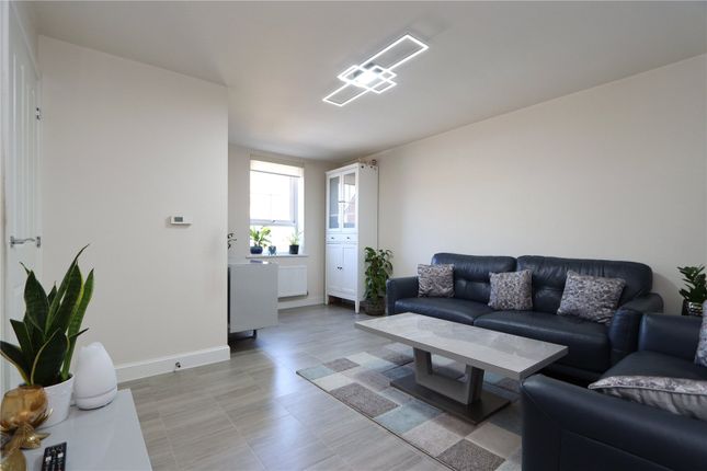 28, Havelock Avenue, Milton Keynes photo 2