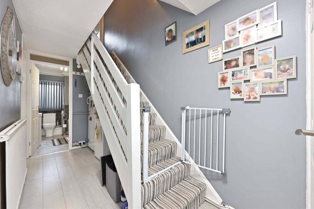 18, Trelawney Rise, Cornwall photo 3