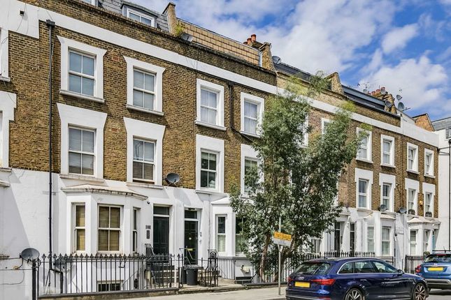 Flat to rent in New Kings Road, London