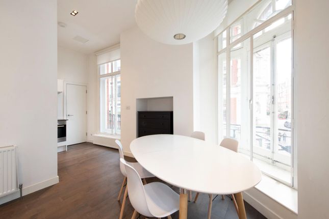Flat to rent in North Audley Street, Mayfair