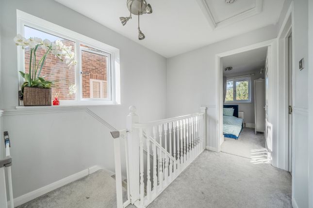 1354645-12-68d17A...