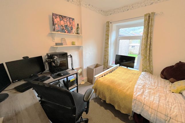 Property to rent in Oakland Terrace, Cilfynydd, Pontypridd
