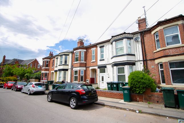 2-bed flat on Meriden Street, Coventry, £950/mo