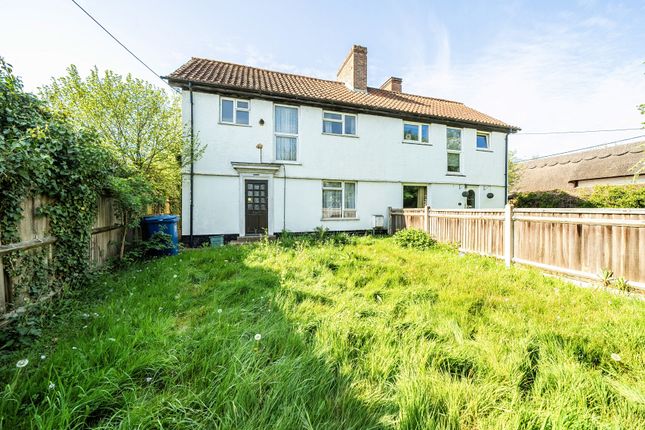 3-bed house on 3 Wayside Cottages,, Woodstock Road, Kidlington, £250,000
