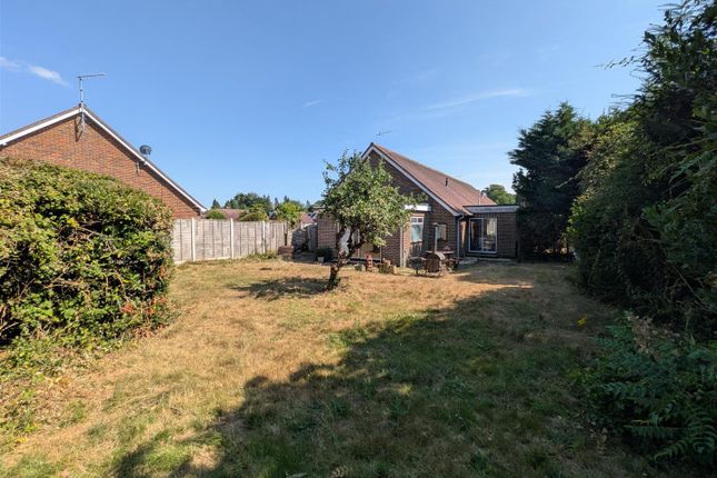9, Henty Close, Walberton photo 4
