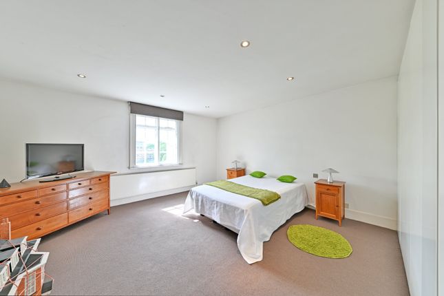 Flat 5, 28, Queen's Gate Gardens, London photo 2