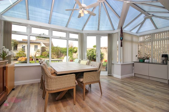 37, Hever Avenue, West Kingsdown photo 4