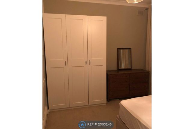 Flat to rent in Wickes House, Tower Hamlets, London