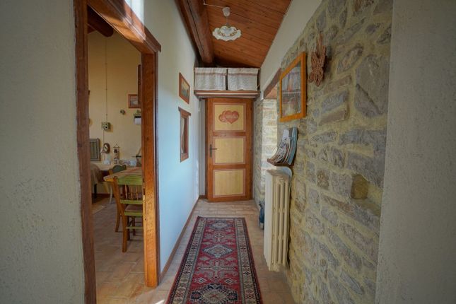 Country house for sale in Sp 106, Pietralunga, Perugia, Umbria, Italy