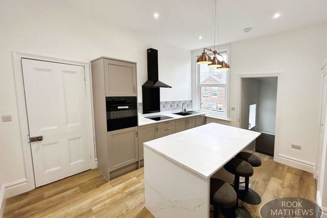 72, Sandringham Road, Newcastle Upon Tyne photo 2