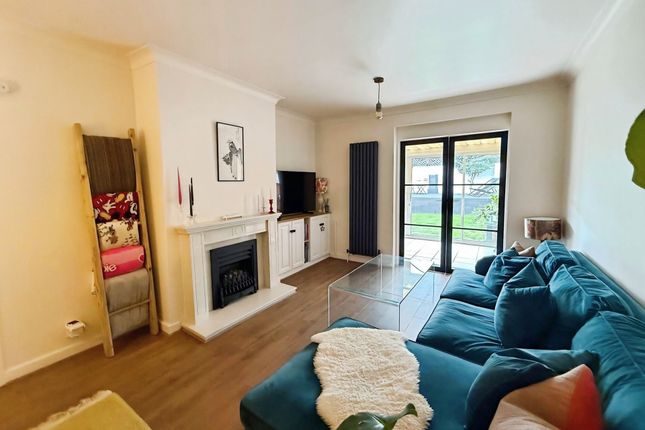 3, Snowdon Close, Kidderminster photo 3