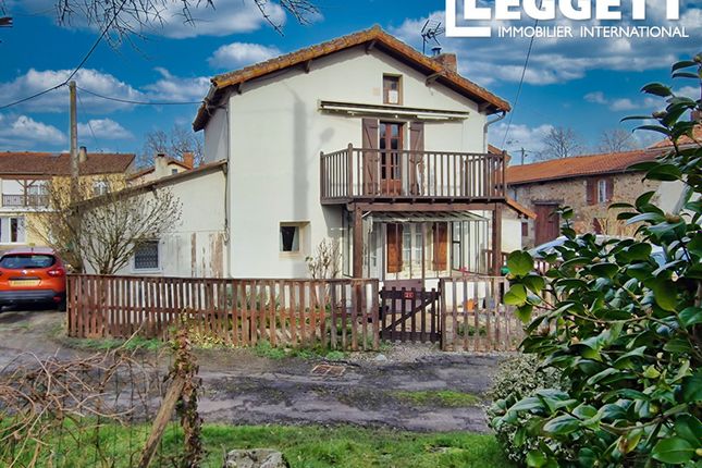 Villa for sale in Étagnac, Charente, Nouvelle-Aquitaine