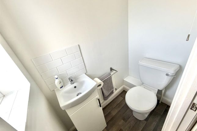 24, Woodsage Drive, Gillingham photo 4