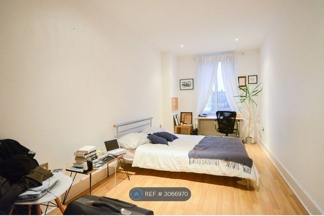 Flat, Market Court Hoxton Hoxton Street, London photo 5