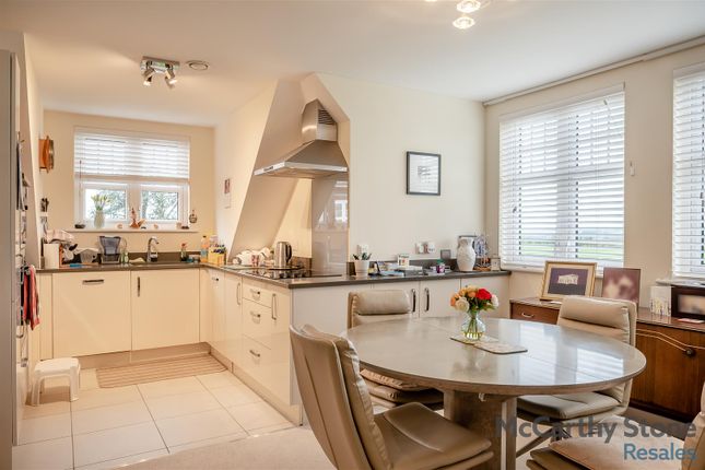 22 Orchard Gate, Banbury Road, Stratford-Upon-Avon photo 4