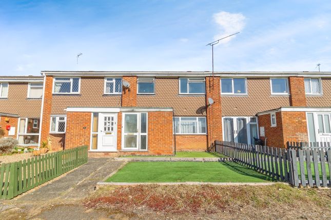 3-bed terraced on 60, Grange Close, Bedfordshire, £350,000