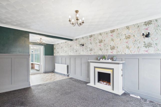12, Thornwood, Skelmersdale photo 3