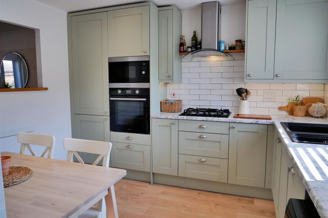 30, Water Mint Way, Calne photo 2
