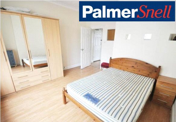 Flat for sale in Upper Norwich Road, Bournemouth, Dorset