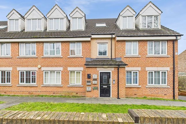 2-bed flat on 96, Woodhouse Road, Apartment 6, Sheffield, South Yorkshire, £70,000