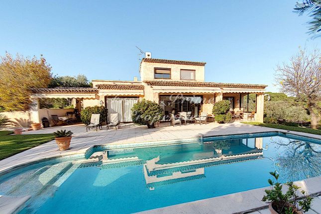 Thumbnail Detached house for sale in Antibes, 06600, France