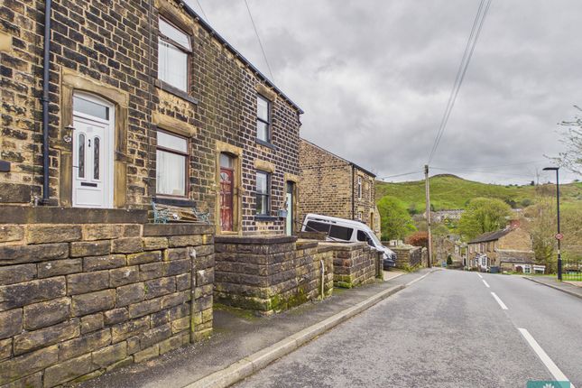 10, Delph Lane, Delph photo 2