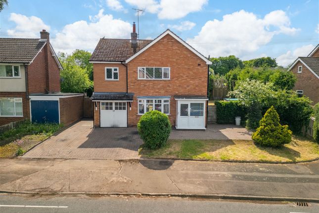 Thumbnail Detached house for sale in Tynsall Avenue, Webheathm, Redditch