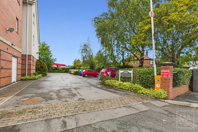 Flat 37, Bartholomew Court Bradshaw Lane, Warrington photo 3