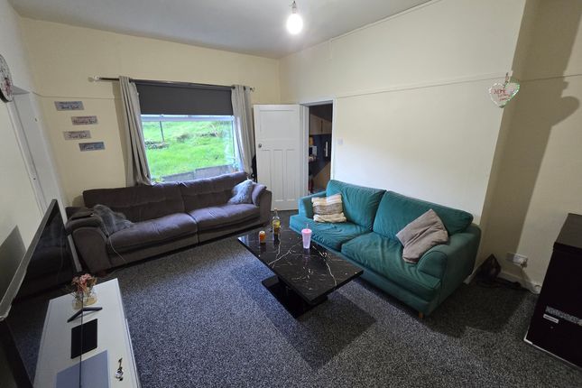 58 Yair Drive, Glasgow photo 3
