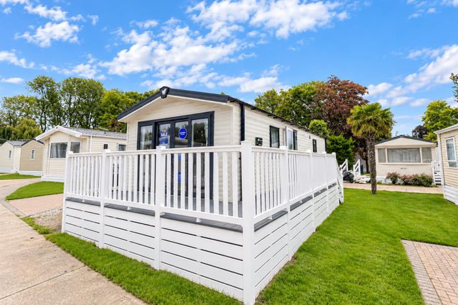 2-bed caravan on 25 Central Park, Foxhunter Park, Monkton Street, Ramsgate, £57,995