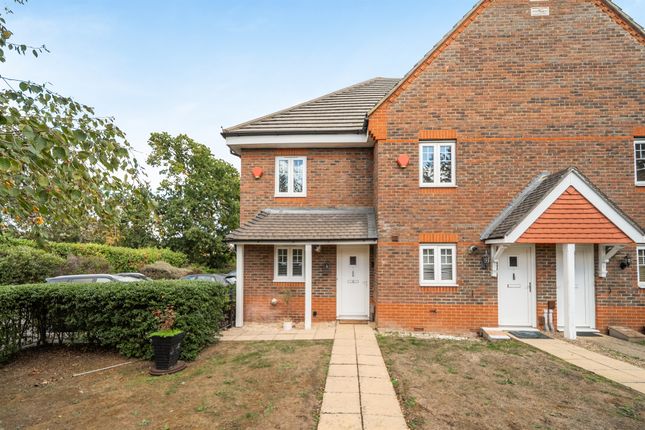 2-bed terraced on Cookham Road, Maidenhead, £475,000