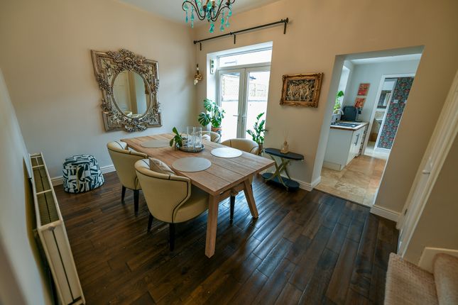 10, Bemrose Avenue, Altrincham photo 4