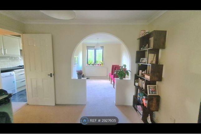 The Chase, Calcot, Reading photo 5