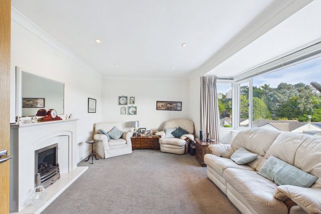 70, Brantwood Drive, Paignton photo 3
