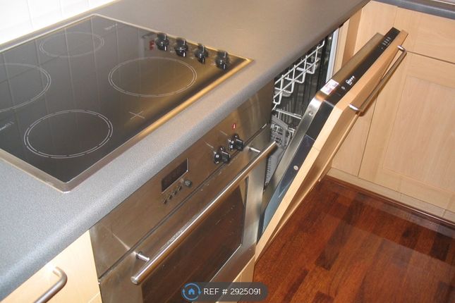 Mountbatten Close, Ashton-On-Ribble, Preston photo 3