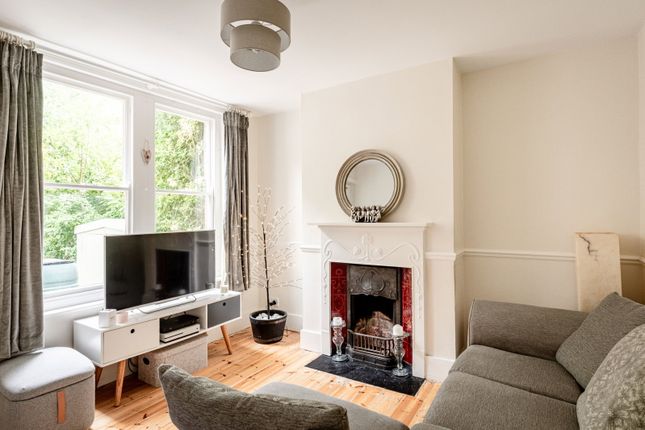 Surrenden Cottage,3, High Street, Tonbridge photo 3