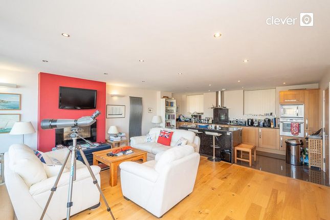 44, Ocean Court, Plymouth photo 4