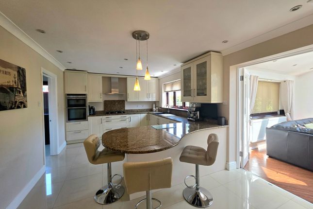 11 All Saints Place, Port Talbot photo 4
