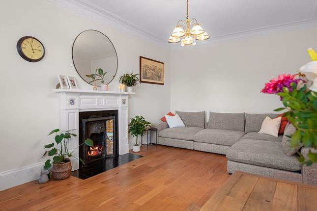 Flat for sale in The Square, Torphichen